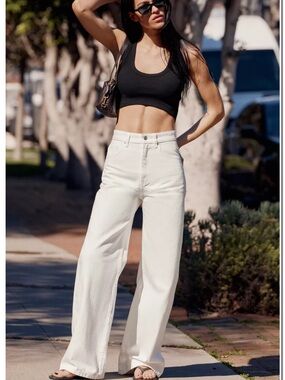 Zara high waisted oyster white Relaxed Jeans
